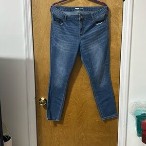 Old Navy Skinny Jeans Size 14